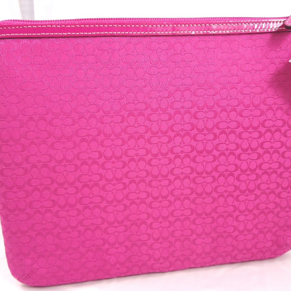 NWT Coach  Pink iPad E Reader Tablet Kindle Fire - Picture 2 of 4